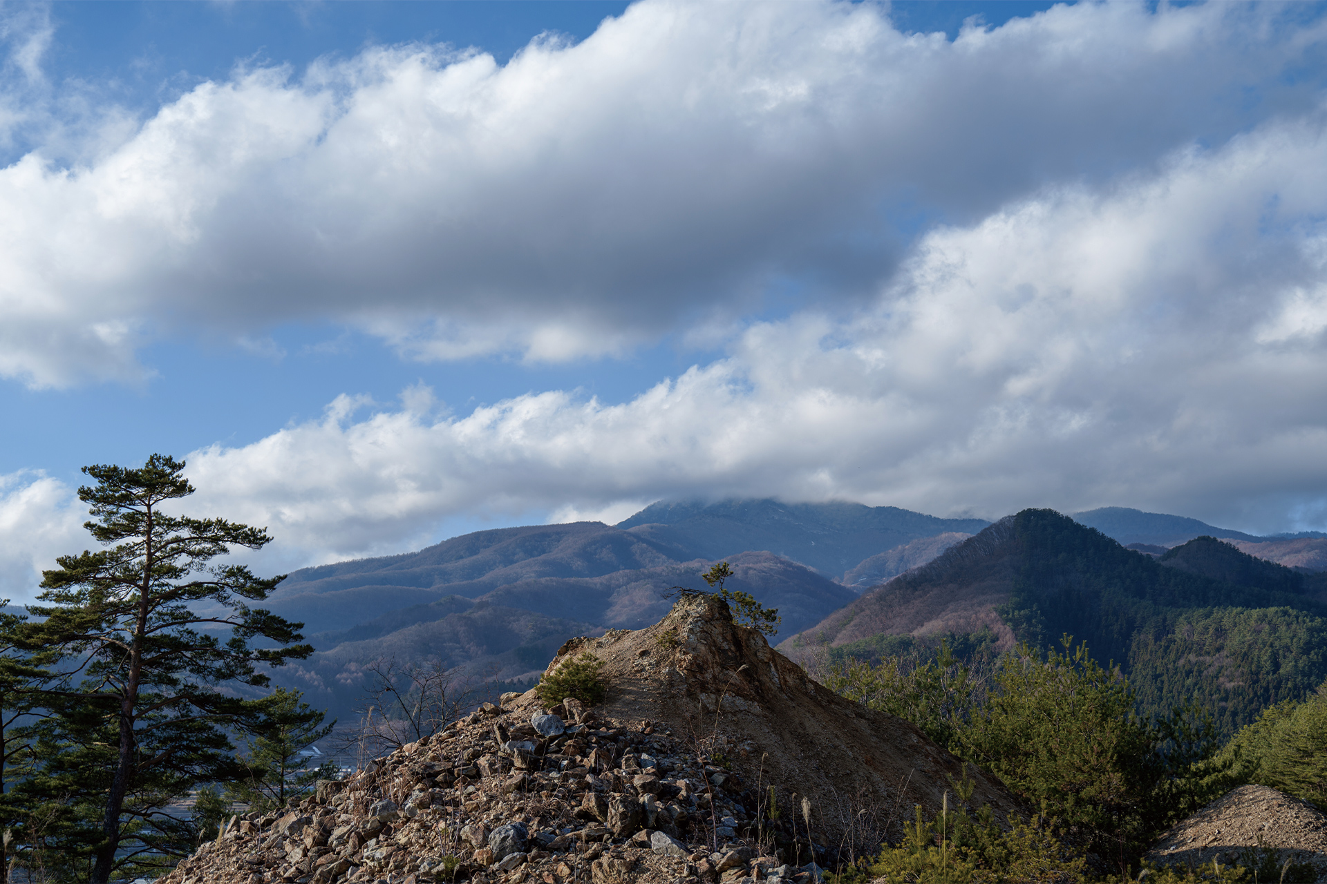 御座入鉱山